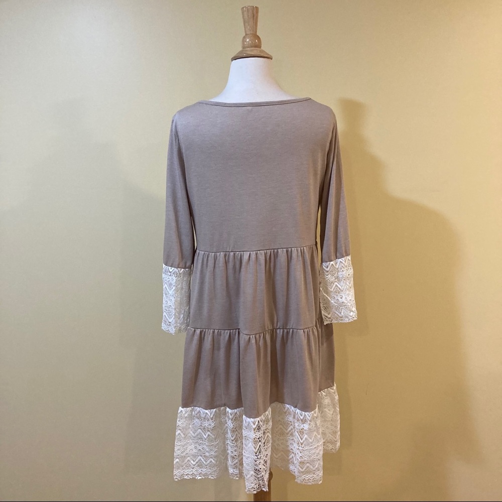 Loose Ruffled Lace Hem Soft Drapey Tunic Dress - Picture 3 of 4